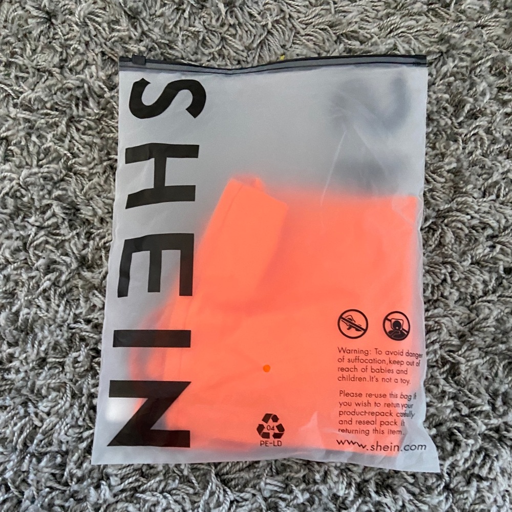 Shein set - Picture 2 of 2